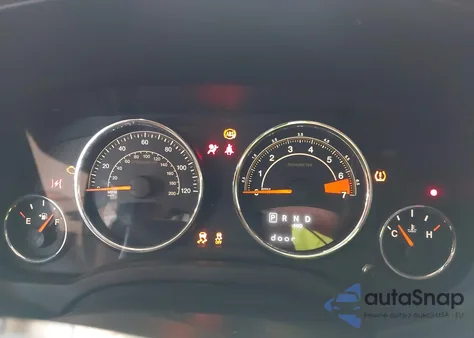 2016 Jeep Compass Latitude из США, поврежденный, VIN 1C4NJDEB0GD587341